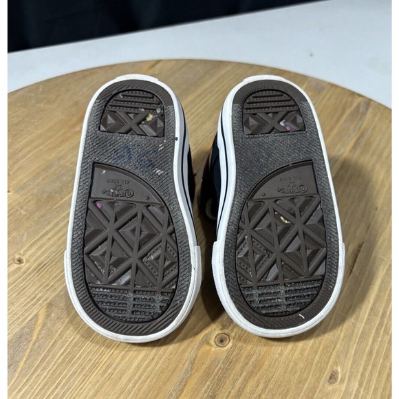 Converse All Star Chuck Taylor’s Toddler Boys Size 5 Sneaker Red Black - Picture 6 of 7